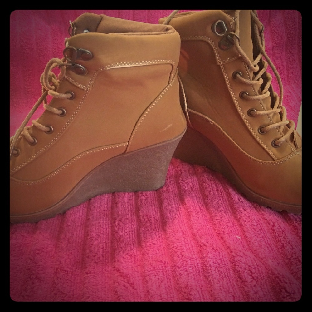 Booties tan